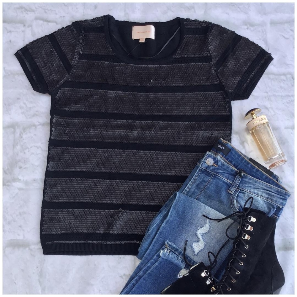 LAST ONE! SKIES ARE BLUE Stitch Fix Matte Black Sequins Top - Picture 6 of 8